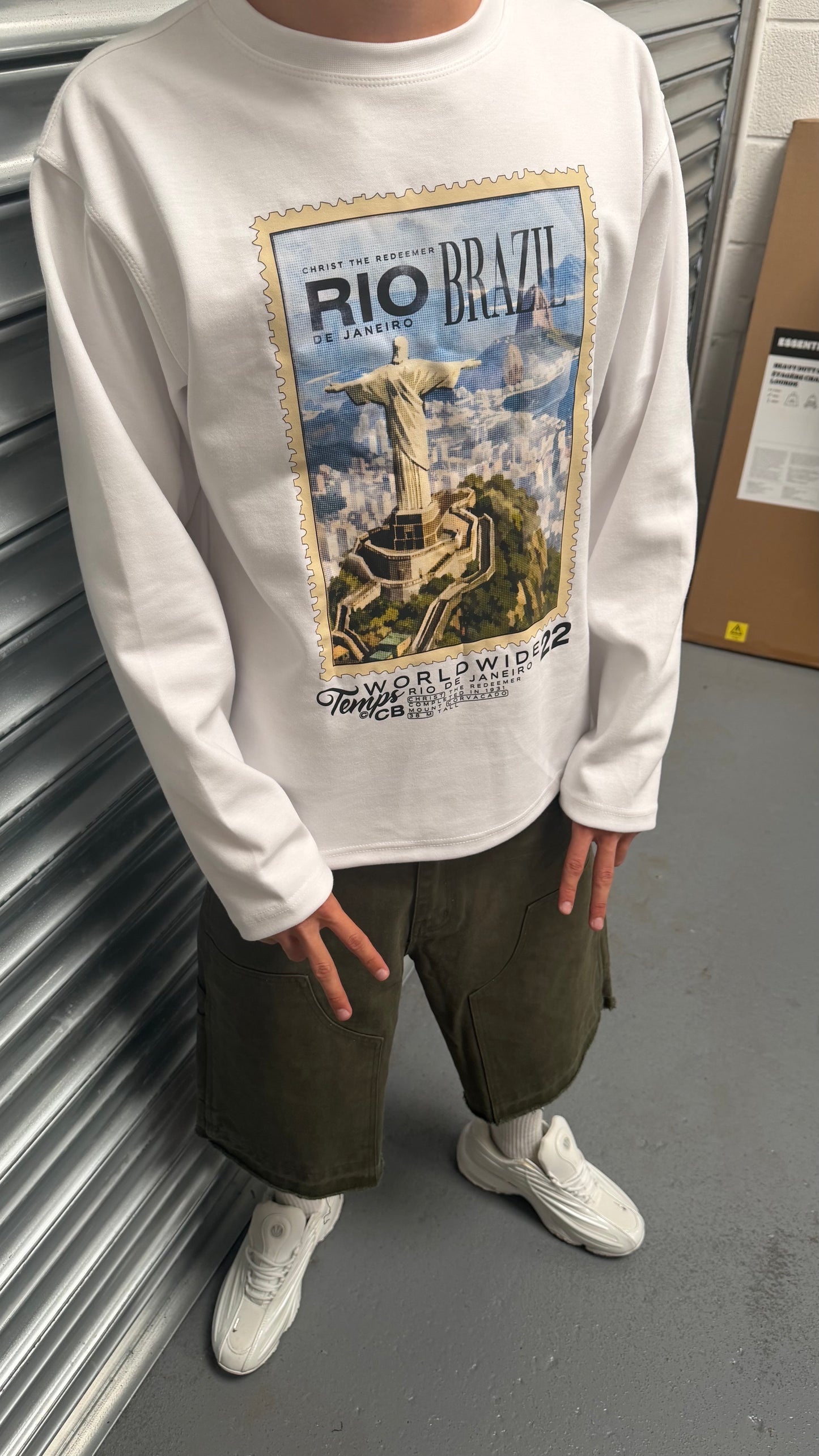 Temps Rio stamp longsleeve